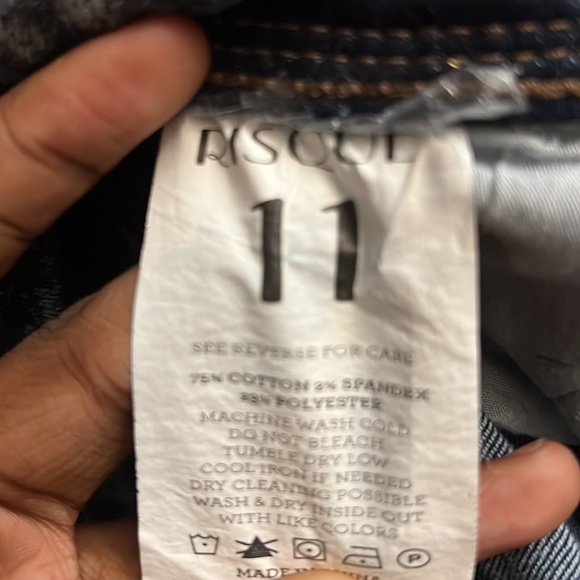Risqué Jeans - Picture 4 of 4